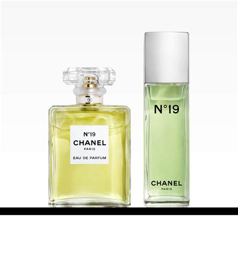 chanel no 19 eau de toilette refill|chanel no 19 stockists.